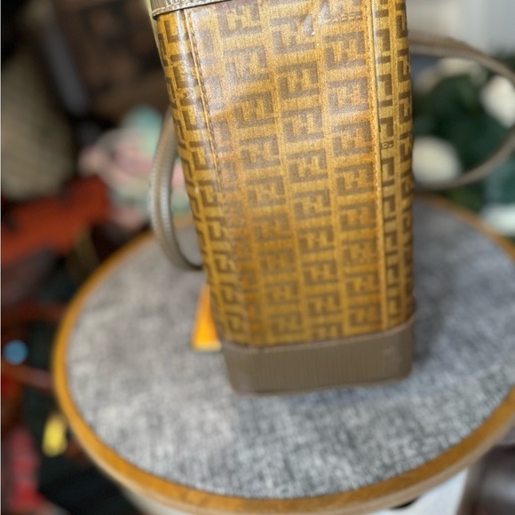 🔥FENDI—ZUCCHINO SATCHEL—VINTAGE🔥 - Picture 10 of 16